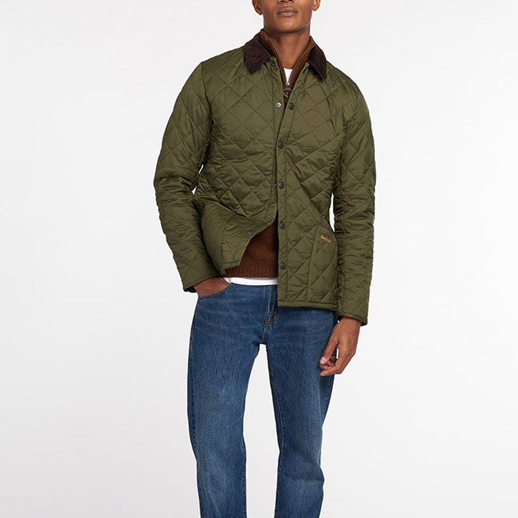 Lookbook Barbour Jaket Berlapis Hijau Zaitun MQU0240-GN