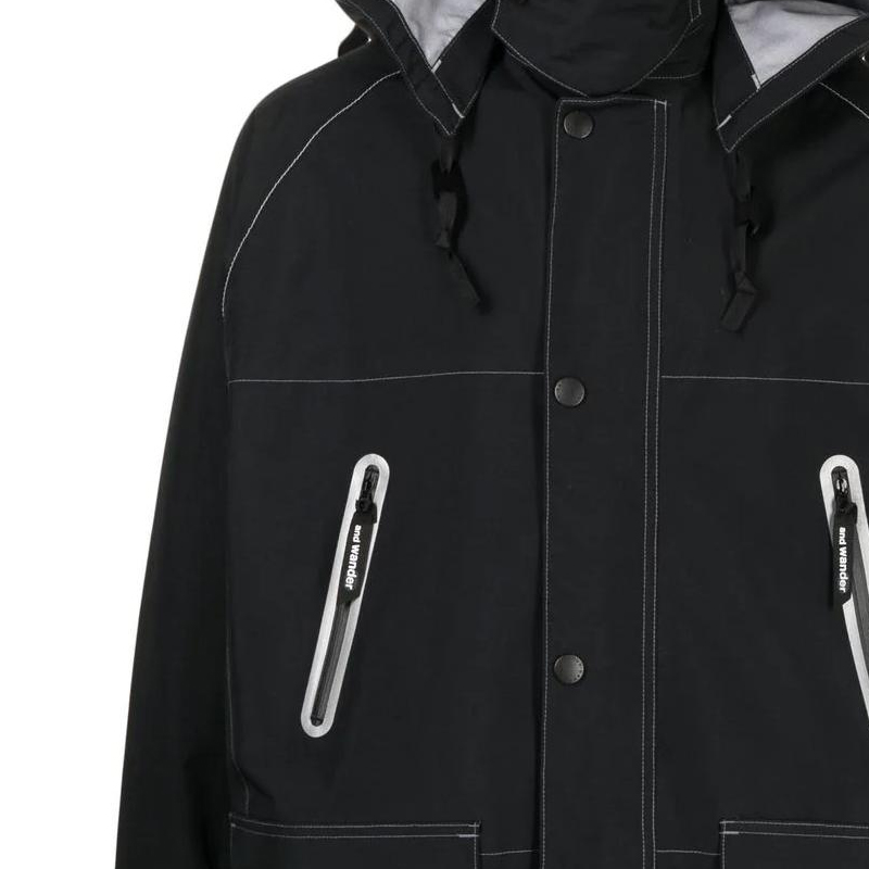 Details for BARBOUR x And Wander FW22 Jaket Kalis Air Bernafas Logo Hitam. 8559541BK11