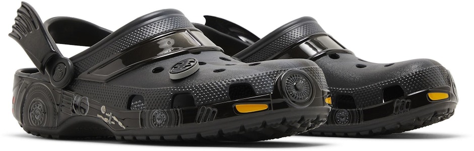 Batman x Crocs Classic Clog 'Batmobile' 210219-001 2