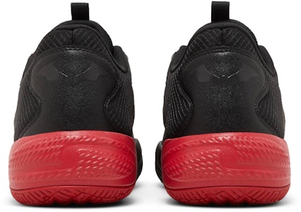 蝙蝠侠 x 彪马 Court Rider 2.0 '黑色巴巴多斯樱桃' 376849-01 Details for 蝙蝠侠 x 彪马 Court Rider 2.0 '黑色巴巴多斯樱桃' 376849-01