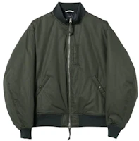 Beams Solid Color Stand Collar Zip-Up Loose Fit Jacket 36-18-0682-594 Beams Solid Color Stand Collar Zip-Up Loose Fit Jacket 36-18-0682-594