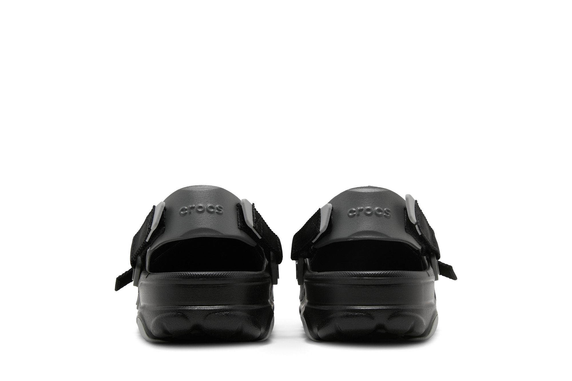 Sizing BEAMS x Crocs Classic All-Terrain Outdoor Clog 'Grey Black' 207447-001