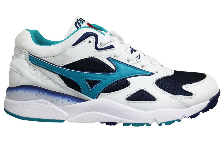 Lookbook Beams x Mizuno Sky Medal 'KAZOKU' D1GD1806-14