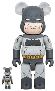 Bearbrick Batman The Dark Knight Returns 100% & 400% Set Buy Bearbrick Batman The Dark Knight Returns 100% & 400% Set