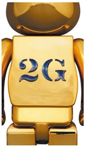 Bearbrick Sorayama x 2G 100% & 400% Set Emas Ver. Lookbook Bearbrick Sorayama x 2G 100% & 400% Set Emas Ver.