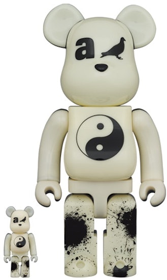 bearbrick-x-atmos-x-staple-4-100-and-400-set-glow