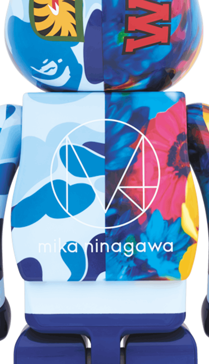 Order Bearbrick x BAPE x Mika Ninagawa Shark 1000% Biru
