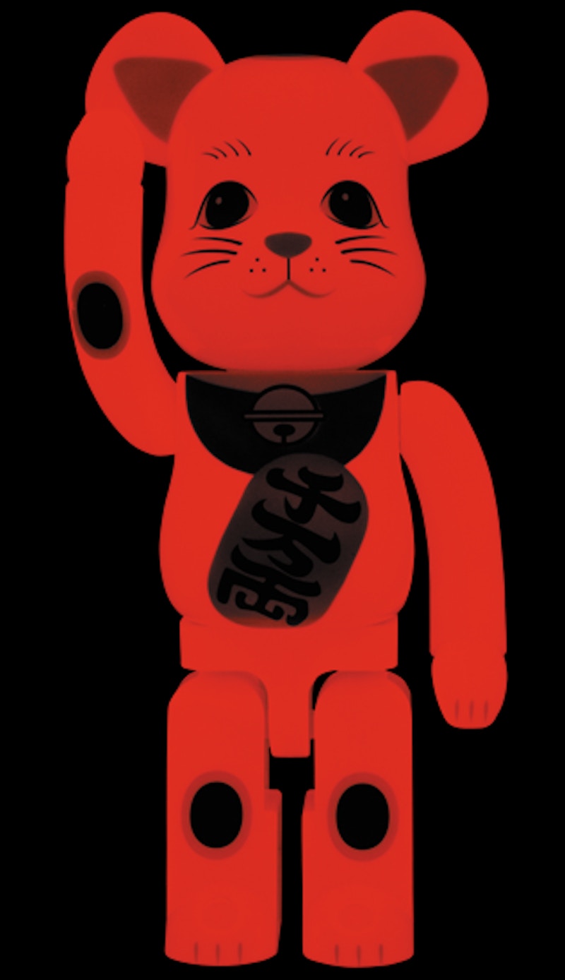 Lookbook ベアブリック×招き猫 蓄光 1000% レッド
