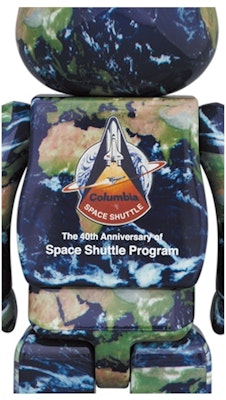 Bearbrick x Earth 100% & 400% 套裝『哥倫比亞太空梭』 Lookbook Bearbrick x Earth 100% & 400% 套裝『哥倫比亞太空梭』