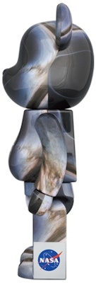 Bearbrick x NASA Agujero Negro 1000% Lookbook Bearbrick x NASA Agujero Negro 1000%