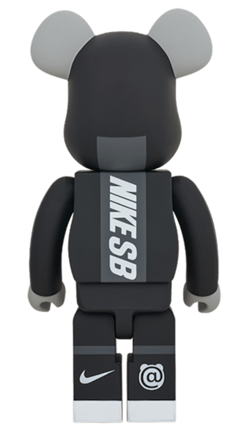 Order 베어브릭 x 나이키 SB 1000% 블랙  (40 characters) 
