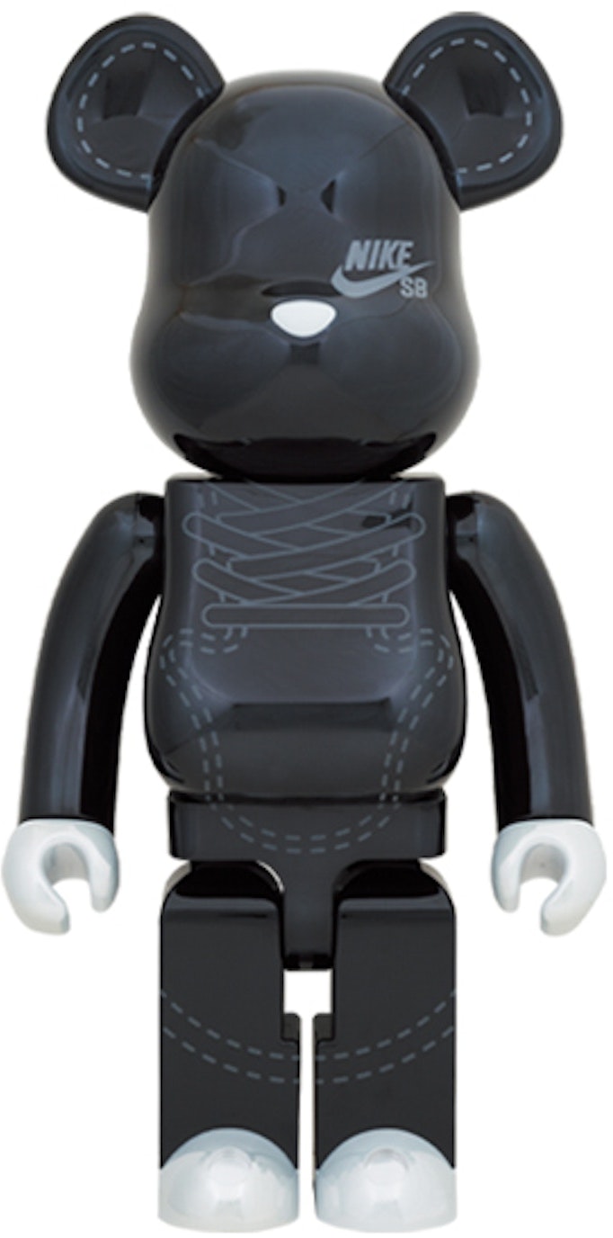 bearbrick-x-nike-sb-2020-1000-black