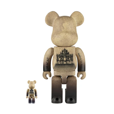 Bearbrick Ruins of Saint Paul's 100% & 400% Set