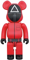 Bearbrick x Squid Game Guard (Triangle) 1000% Bearbrick x Squid Game Guard (Triangle) 1000%
