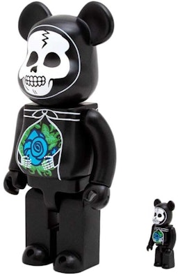 Bearbrick x Suicoke 100% & 400% Set Order Bearbrick x Suicoke 100% & 400% Set