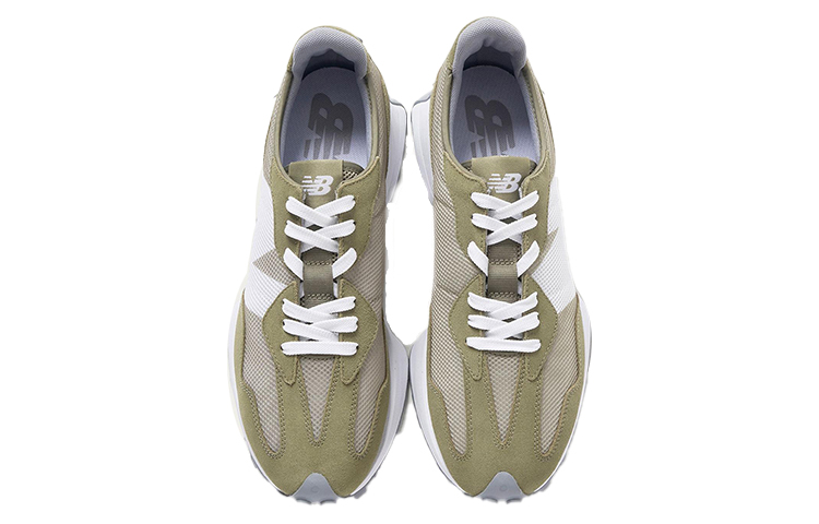 Shop Beauty & Youth x New Balance 327 ''Olivgrün'' MS327CS1