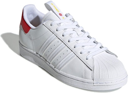 阿迪达斯原创 Superstar 北京复古休闲滑板鞋 男女款 白红色 FW2854 Lookbook 阿迪达斯原创 Superstar 北京复古休闲滑板鞋 男女款 白红色 FW2854