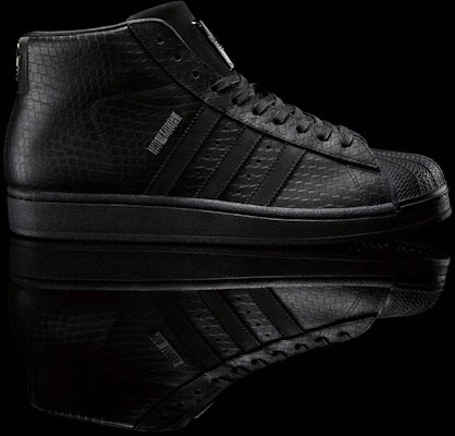 Big Sean x adidas Pro Model 'Detroit Player' - Kasut Unisex Gaya Detroit G98976 Lookbook Big Sean x adidas Pro Model 'Detroit Player' - Kasut Unisex Gaya Detroit G98976