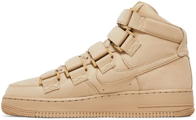 Billie Eilish x Nike Air Force 1 High ''07 SP ''Mushroom'' (ook gedragen door BTS J-Hope) DM7926-200 Lookbook Billie Eilish x Nike Air Force 1 High ''07 SP ''Mushroom'' (ook gedragen door BTS J-Hope) DM7926-200