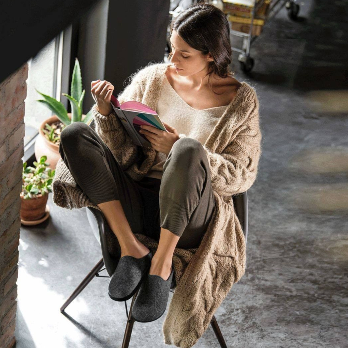 Details for Birkenstock Amsterdam 'Anthracite' 559121