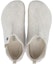Shop Birkenstock Arizona 'Keselesaan Putih' 1023802