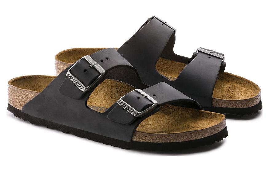 Lookbook Birkenstock Arizona Kulit Minyak Hitam 0552111