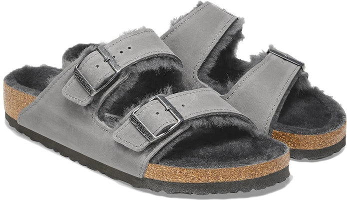 버켄스탁 아리조나 셰어링 그레이 (Birkenstock Arizona Shearling Grey) 1025646 Lookbook 버켄스탁 아리조나 셰어링 그레이 (Birkenstock Arizona Shearling Grey) 1025646