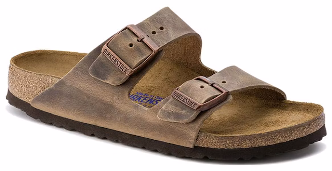 Birkenstock Arizona软床垫油皮革‘烟草棕’ 0552811 Lookbook Birkenstock Arizona软床垫油皮革‘烟草棕’ 0552811