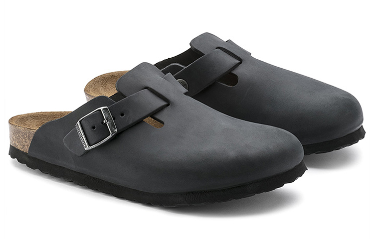 Shop ビルケンシュトック ボストン 'ブラックレザー' 59463