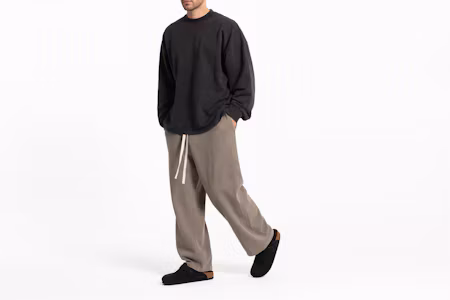 Order Birkenstock 皮革包頭時尚拖鞋 女款 黑色