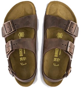 Birkenstock 皮革 柔軟舒適厚底百搭搭扣 沙灘涼鞋 男女同款 棕色 常規版 Shop Birkenstock 皮革 柔軟舒適厚底百搭搭扣 沙灘涼鞋 男女同款 棕色 常規版