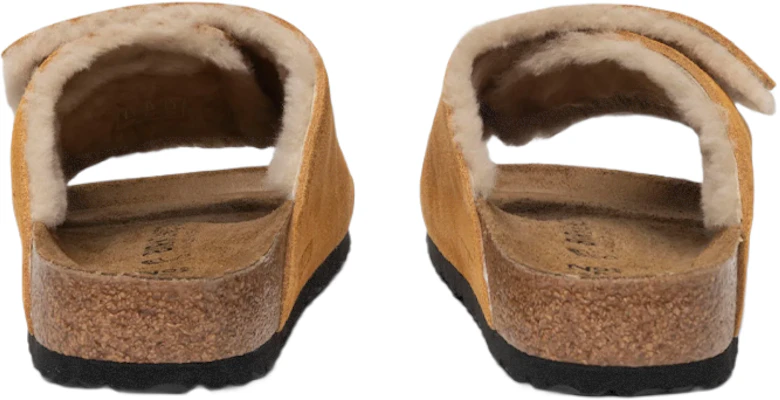 Birkenstock Solana Shearling Stussy 焦糖色凉拖鞋 1027686 Lookbook Birkenstock Solana Shearling Stussy 焦糖色凉拖鞋 1027686