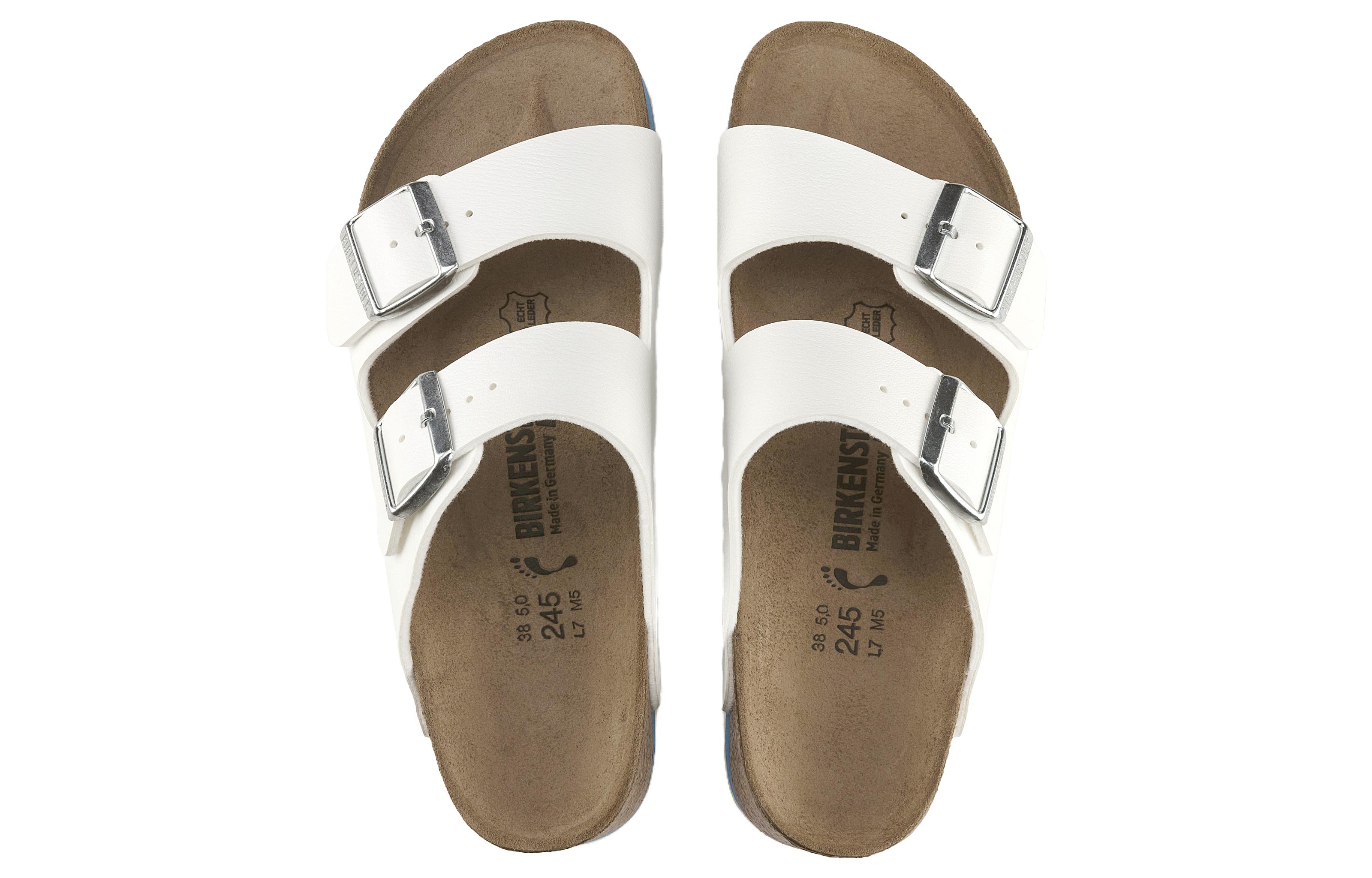 Shop Birkenstock 合成皮拖鞋“白色舒适厚底” 0230124