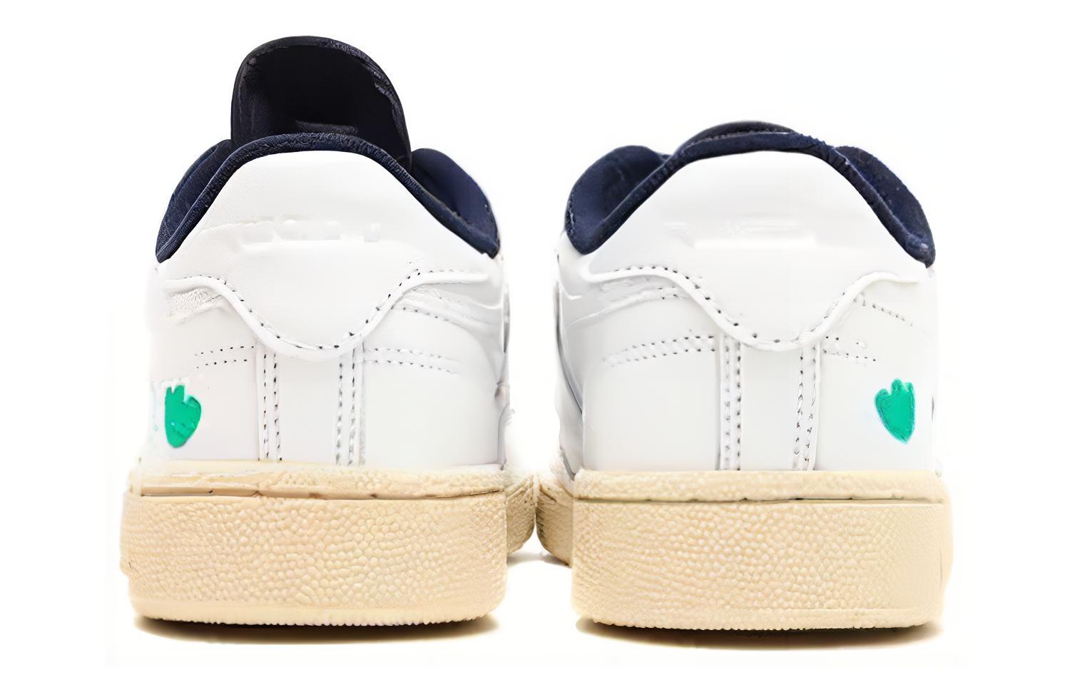 Shop 青少年诞生 x Reebok Club C 85 '第二波' H03646