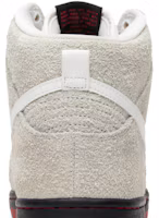 Sizing 黑羊 x 耐吉 SB Dunk High Pro '披著羊皮的狼' 881758-110