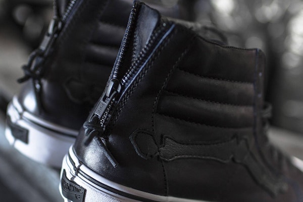 Blends x Vans Sk8-Hi Reissue Zip LX 'Huesos - Peacoat' VN-000ZSJJJZ Order Blends x Vans Sk8-Hi Reissue Zip LX 'Huesos - Peacoat' VN-000ZSJJJZ