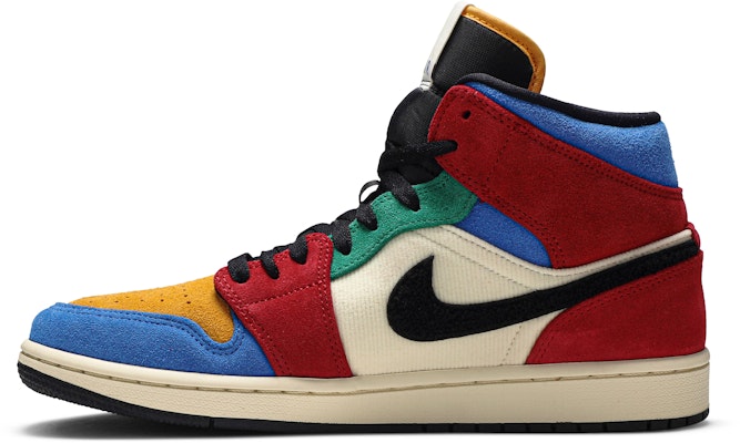 Blue The Great x Air Jordan 1 Mid 'Fearless' CU2805-100 Lookbook Blue The Great x Air Jordan 1 Mid 'Fearless' CU2805-100