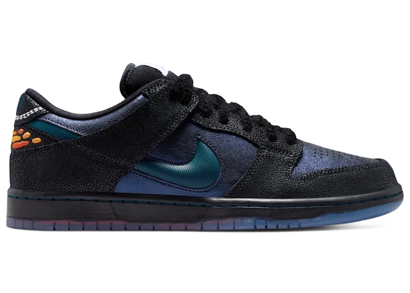 Bluetile x Nike SB Dunk 'Black Marina White' IQ1323-001