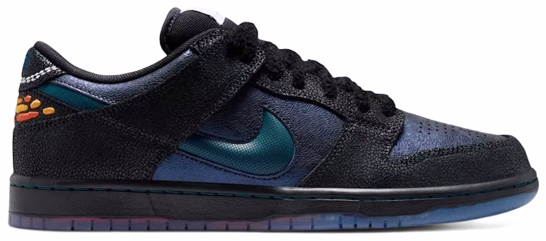 bluetile-x-nike-sb-dunk-black-marina-white-iq-1323-001
