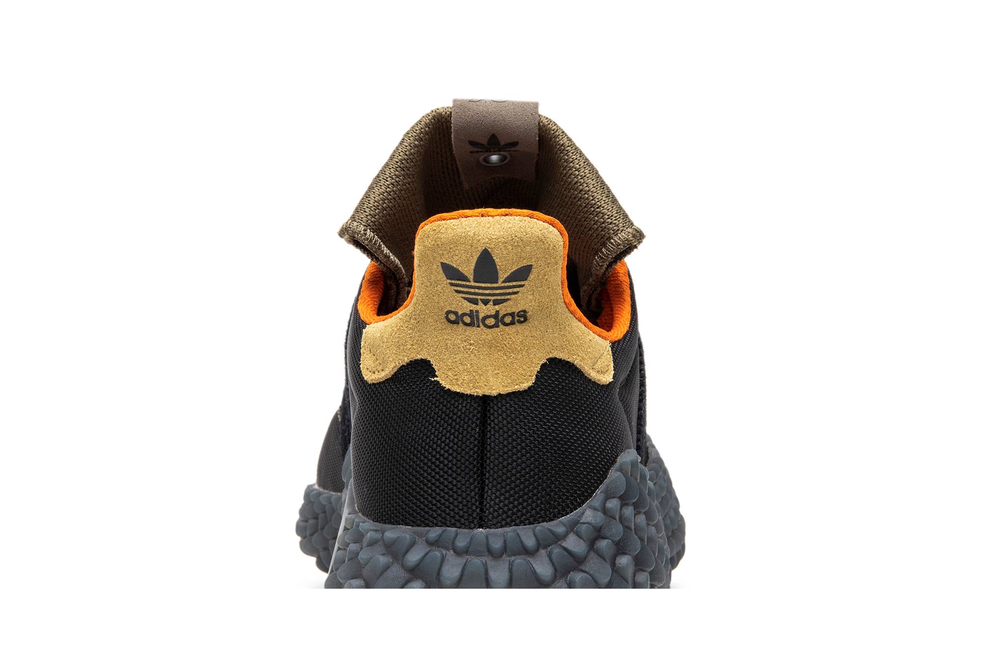 Sizing Bodega x 아디다스 카망다 '코어 블랙' BB9243 BB9243