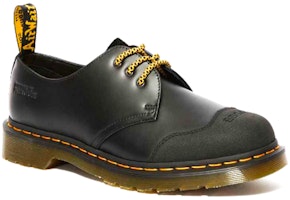 Bodega x Dr. Martens 1461 光滑耐用黑色 25984001 Lookbook Bodega x Dr. Martens 1461 光滑耐用黑色 25984001