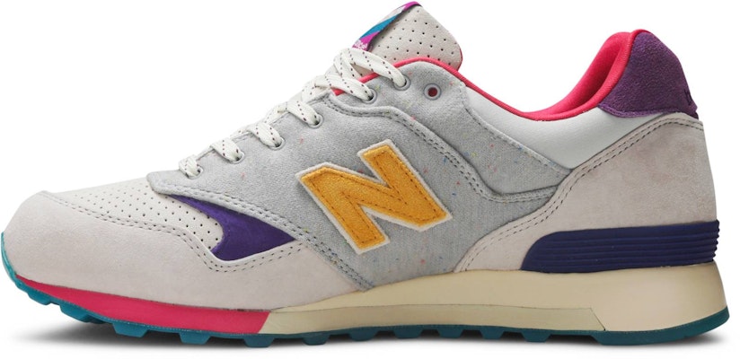 Bodega x HYPRCAT x New Balance 577 'Kelabu Pelbagai' CM577BGA Lookbook Bodega x HYPRCAT x New Balance 577 'Kelabu Pelbagai' CM577BGA