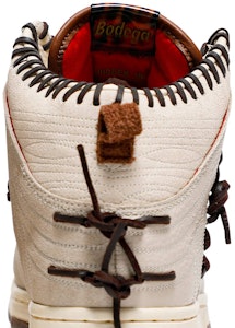 波黛加 x 耐吉 Dunk High 'Friends & Family' CZ8125-100 Sizing 波黛加 x 耐吉 Dunk High 'Friends & Family' CZ8125-100