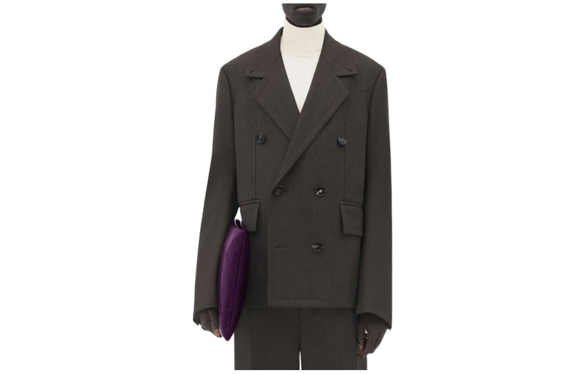 Bottega Veneta  Black Double-Breasted Blazer SS23 Collection. 752449V25T01074