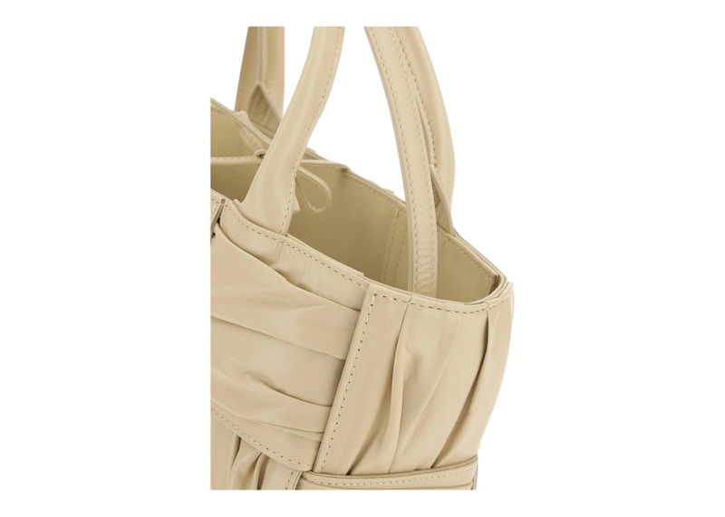 Lookbook 葆蝶家Arco迷你手提包Foulard编织粥色