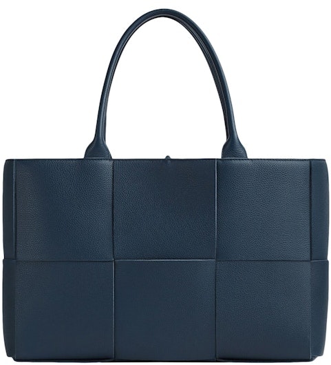 bottega-veneta-arco-tote-deep-blue