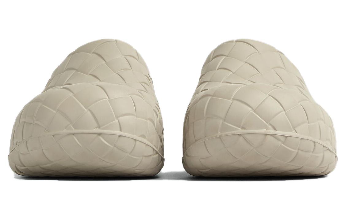 Lookbook Bottega Veneta Beebee 木鞋 '金屬薄霧' 741339-V11T0-7803