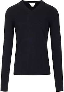 葆蝶家黑色V领针织套头毛衣 680126V1FV01000 Buy 葆蝶家黑色V领针织套头毛衣 680126V1FV01000