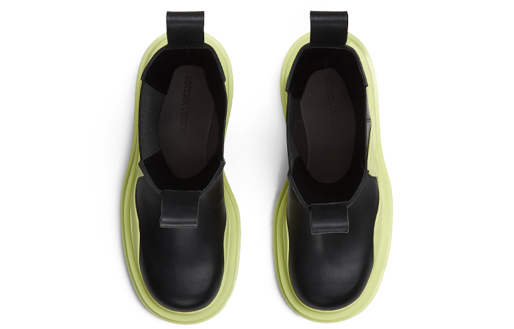 Lookbook 葆蝶家 BV Tire 切尔西靴 '英伦绿' 630297VBS501273