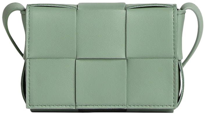 Bottega Veneta Candy Cassette Beg Mini Intreccio New Sauge Crossbody. Buy Bottega Veneta Candy Cassette Beg Mini Intreccio New Sauge Crossbody.